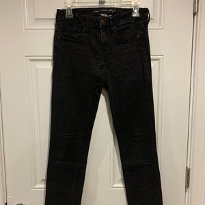 Black American Eagle Jeans (size 6)